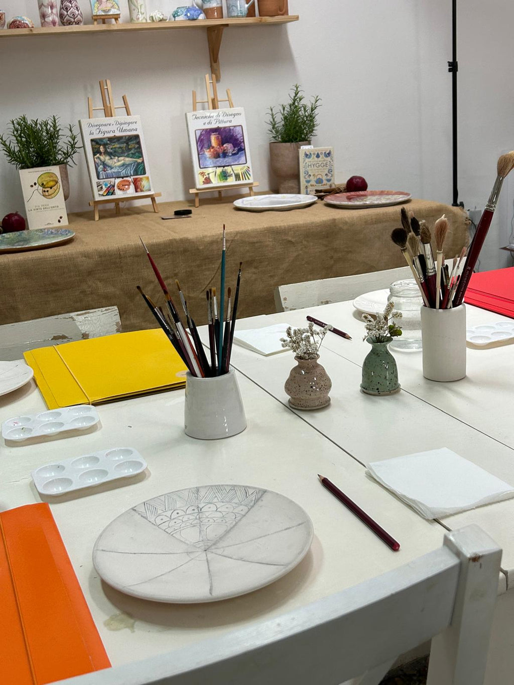 WORKSHOP DI DECORAZIONE SU CERAMICA 11 LUGLIO 2026